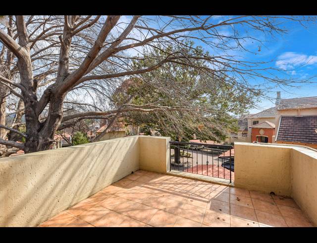 3 BEDROOM APARTMENT FOR SALE IN PAULSHOF
